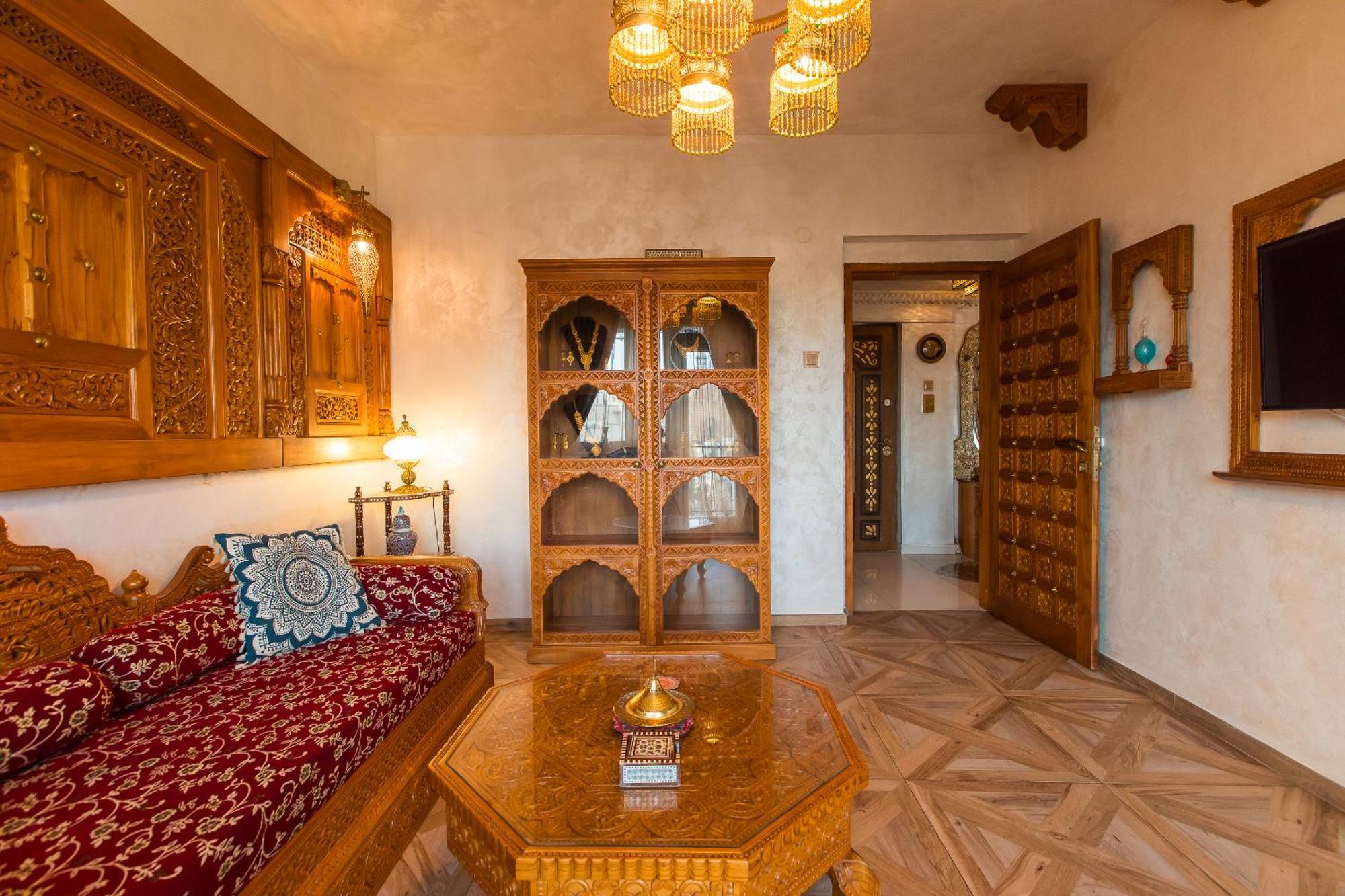 Hidden Gem Antique With Stunning Views Apartament Bucureşti